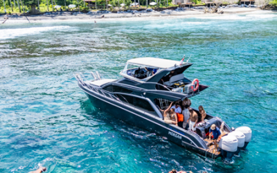 A group yacht tour is a more affordable option.